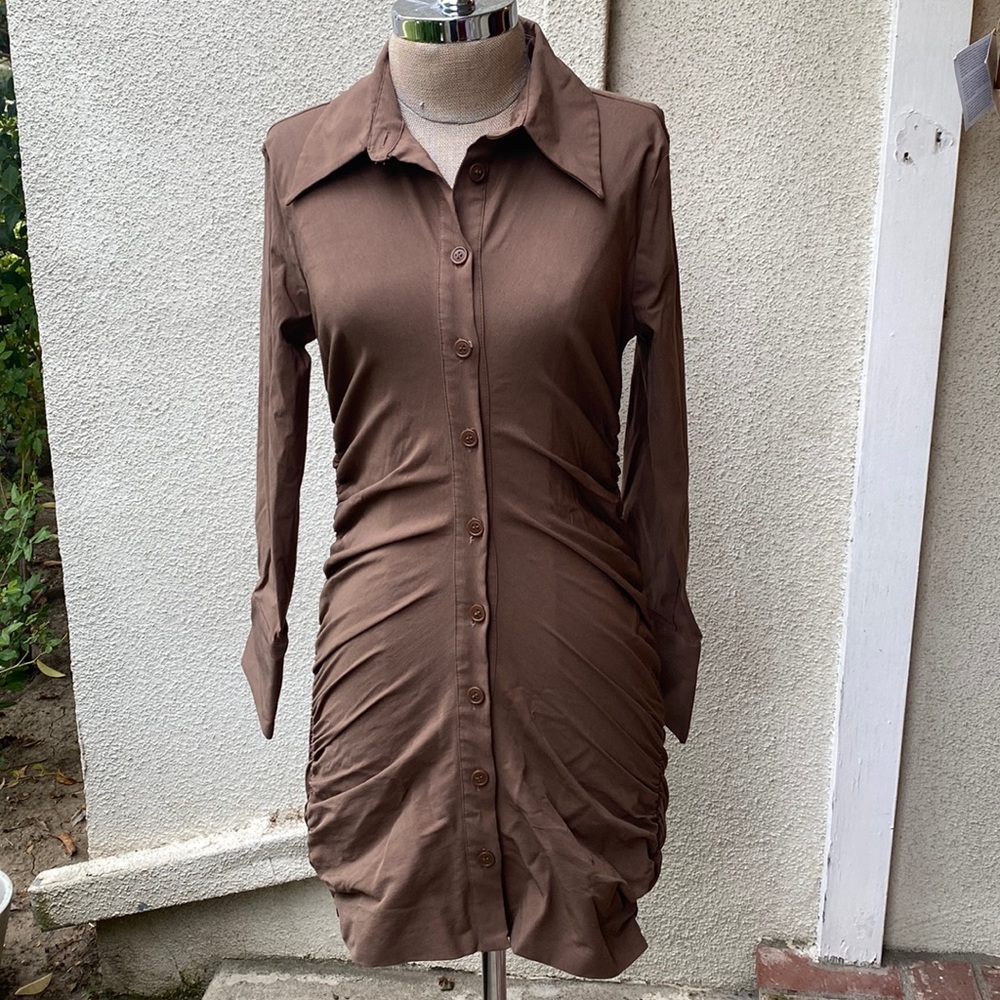 Zara gorgeous stretchy mini button down dress w/ rouching. flattering! Worn once - Picture 3 of 16